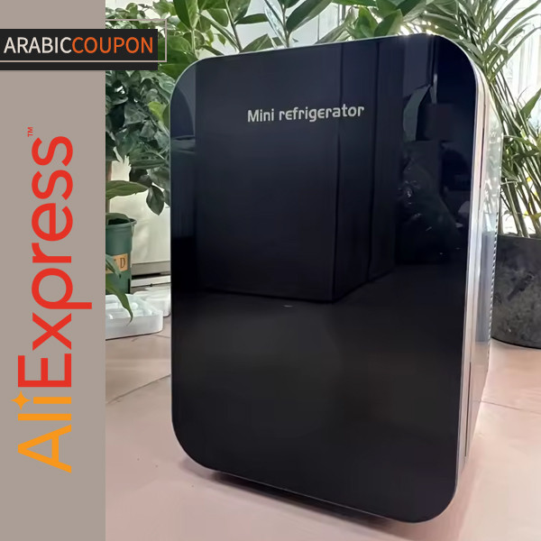 Mini refrigerator for office