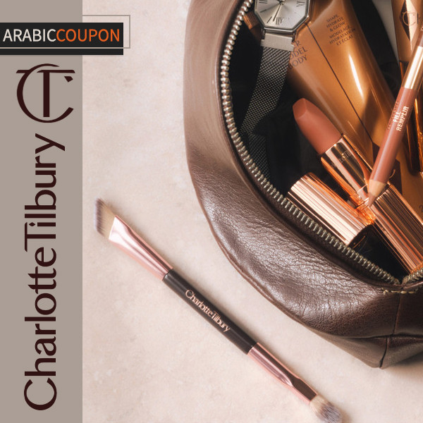 Charlotte Tilbury Super Nude Shapewear Contour Brush