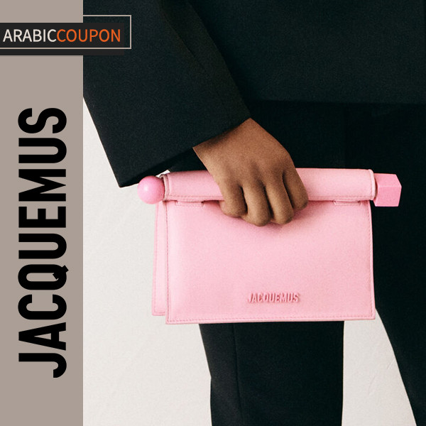 Jacquemus The Rond Carre Pink Clutch