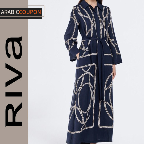 Riva dress with a classic print and belt
