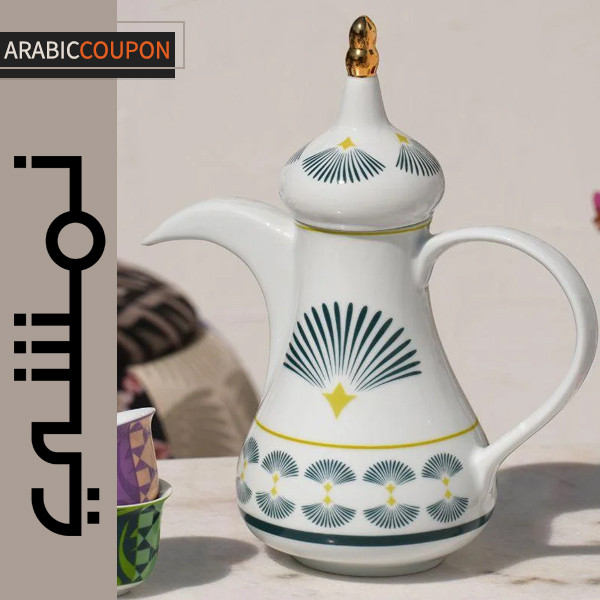 دلة قهوة عربية تقليدية