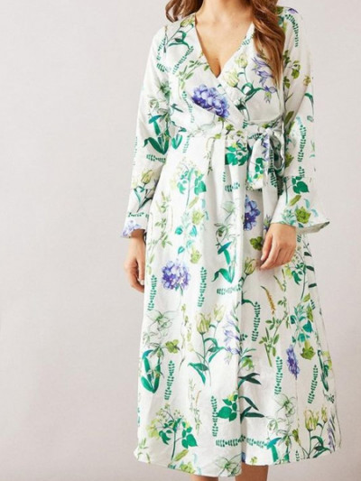 46% off VogaCloset on Wallis Floral Print Wrap Dress, plus VogaCloset coupon