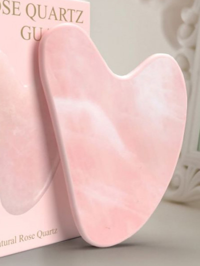 60% is the savings on Erth Skin London Rose Quartz Facial Massager from VogaCloset