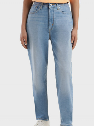 New year filled with style and savings of over 77% on Levi's high-waisted jeans with 6th Street promo code