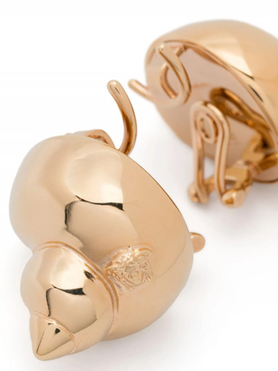 Shine this summer by buying Versace shell earrings at 75% off using Farfetch coupon