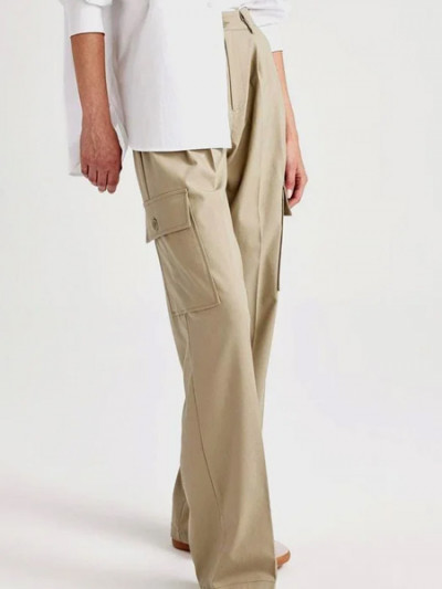 The Best price on DeFacto high-leg pants with 91% Black Friday Sale using Namshi promo code