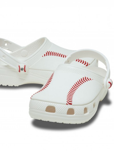 52% تخفيض على صندل كروكس برسمة بيسبول للأطفال بالاعتماد على عروض و كوبون كروكس