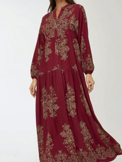 كود خصم فوغا كلوسيت يتيح لك شراء فستان هيكوب ماكسي بطبعة شرقية بتخفيض 73%